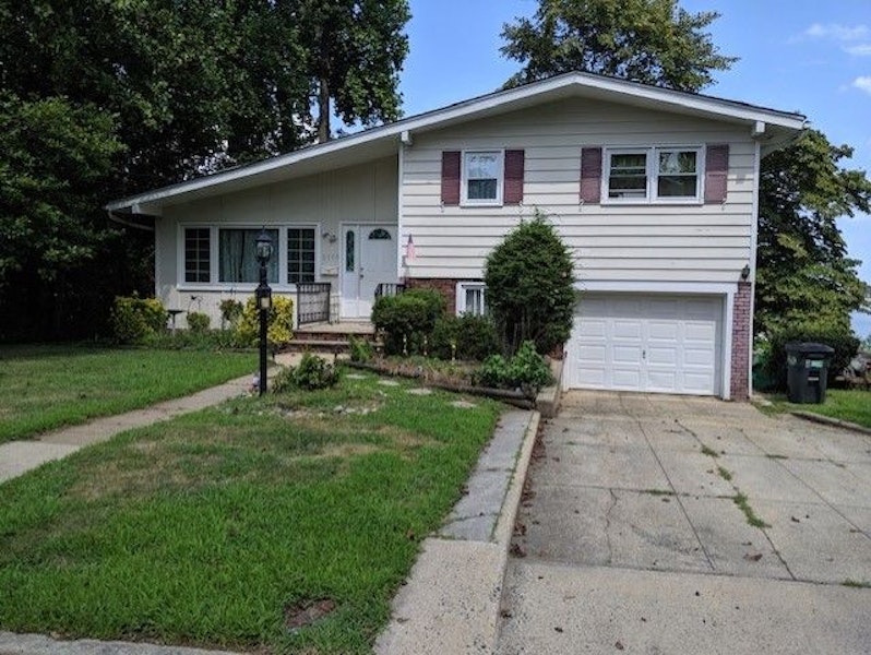 Water view Rental 1119 Woodmere Dr , Keyport NJ